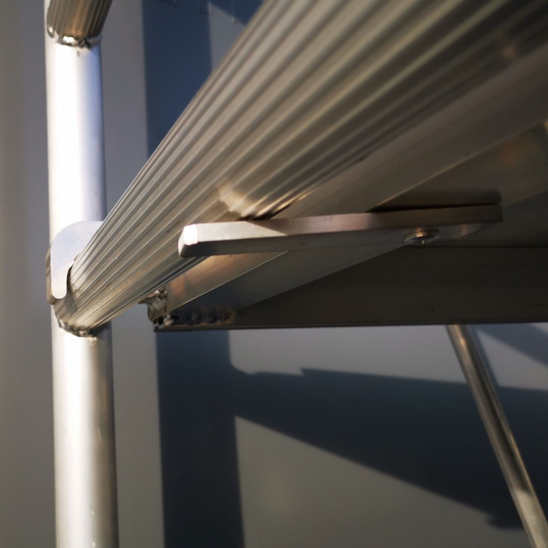 Asennusteline Harrastus Solideq | ilman kaiteita