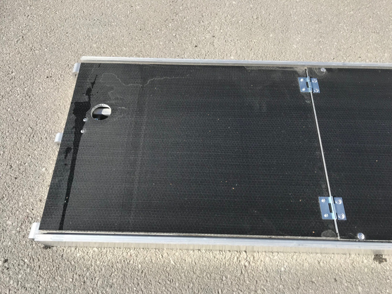 Ty�taso k�yntiluukulla (sis. tikkaat) lasikuitu 0,61 x 3,07 m